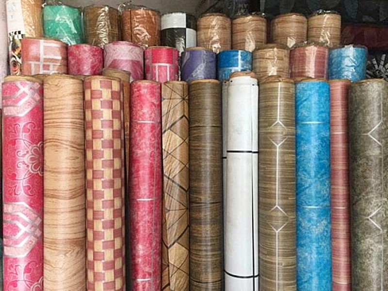 Kelebihan dan Kekurangan Karpet Plastik Roll untuk Desain Lantai